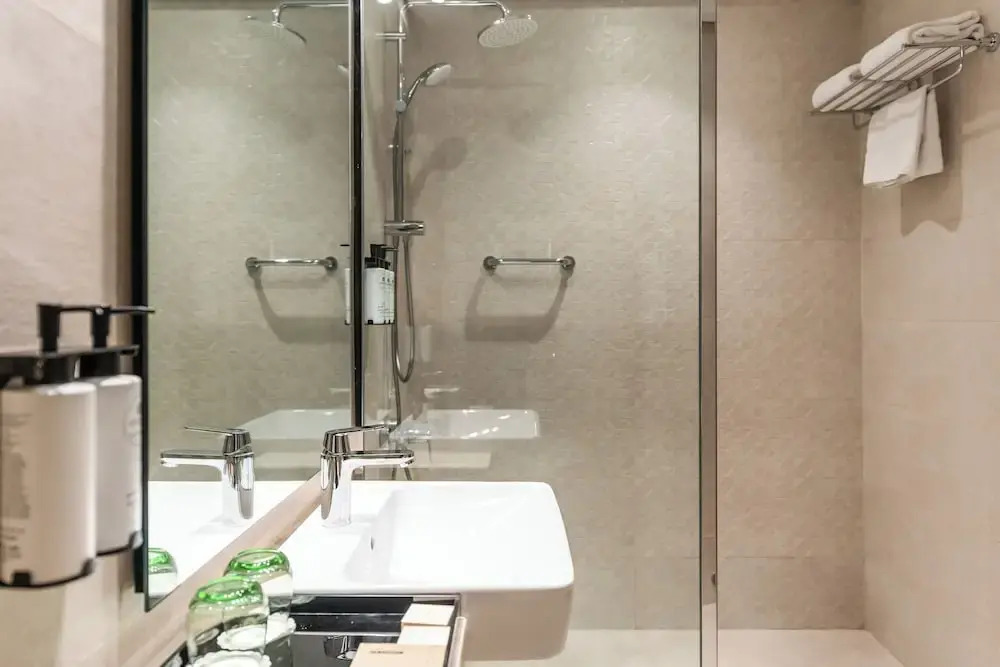 Foto - Sea Point Hotel Dubai Islands Formerly Park Regis by Prince