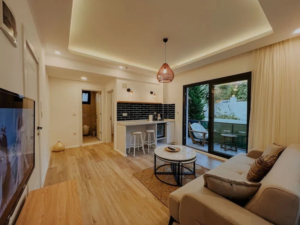 Photo - Marla Suite Hotel