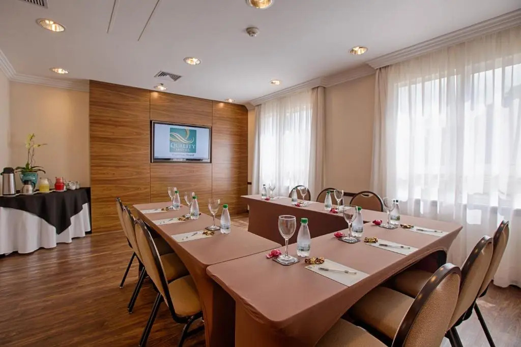 Photo - Quality Hotel Curitiba