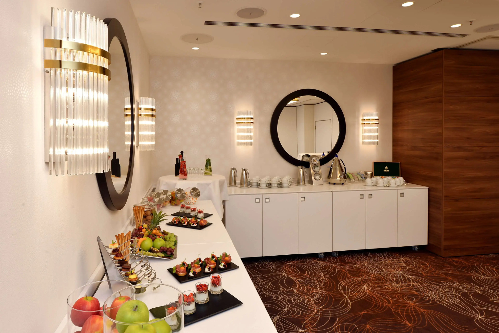 Photo - Best Western Plus Delta Park Hotel