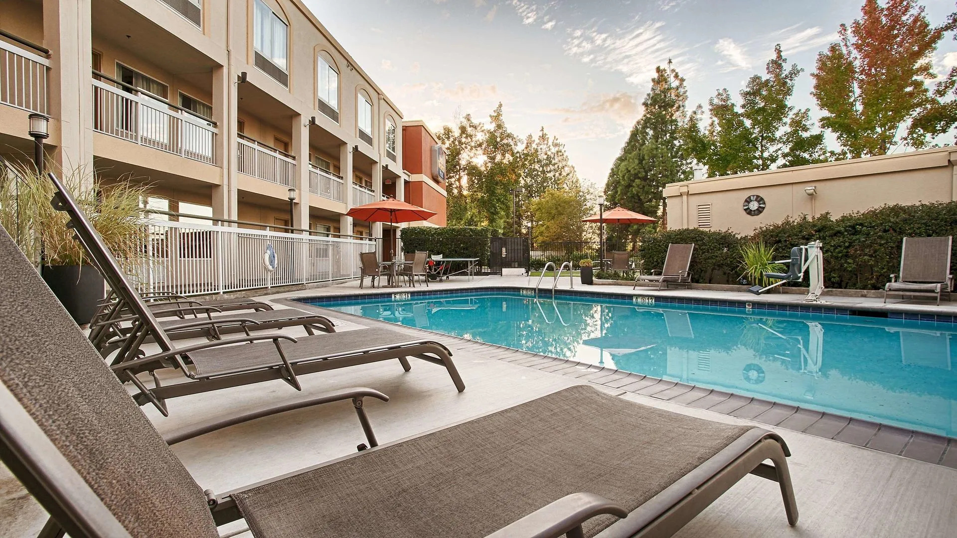 Foto - Best Western Plus Rancho Cordova Inn