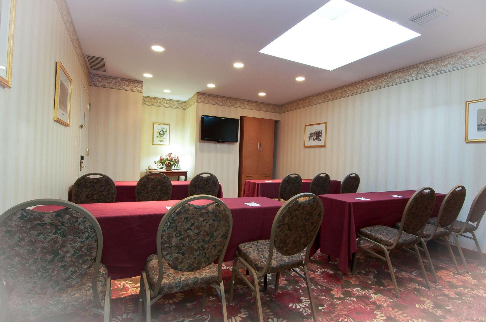 Foto - SureStay Plus by Best Western Woodbury Inn