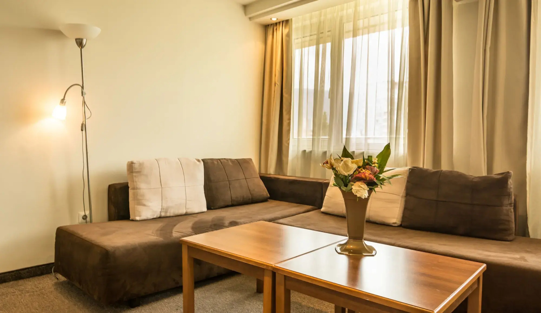 Foto - Hotel Forum - Free Parking for cars