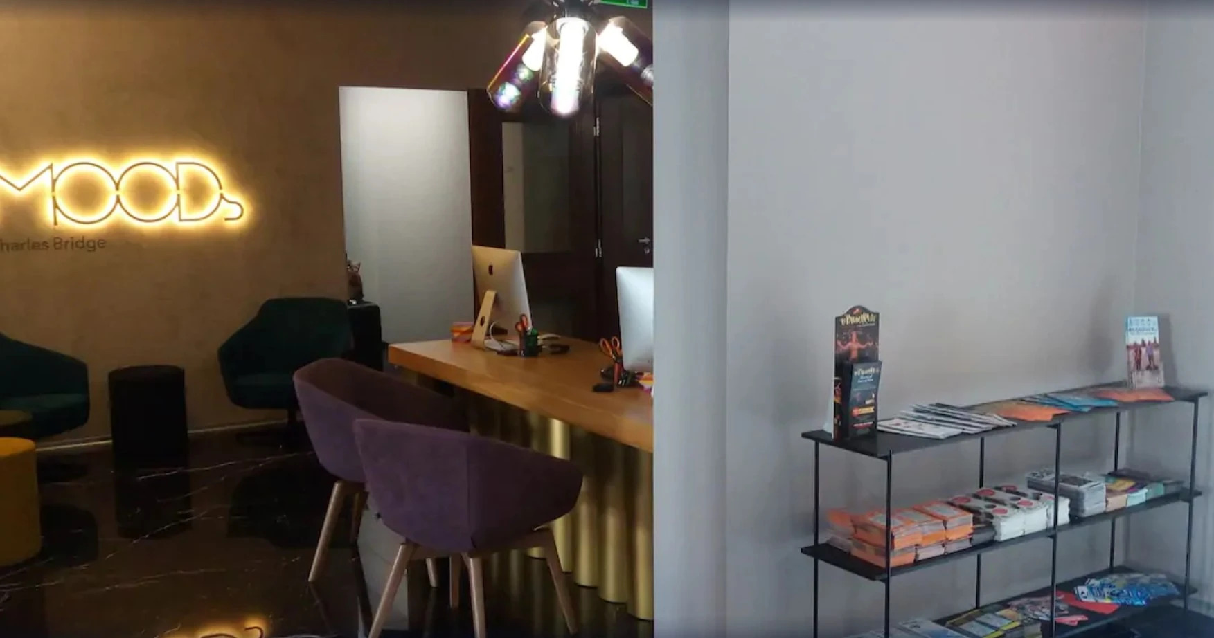 Foto - MOODs Charles Bridge