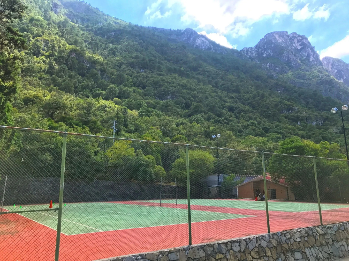 Photo - Hotel Chipinque