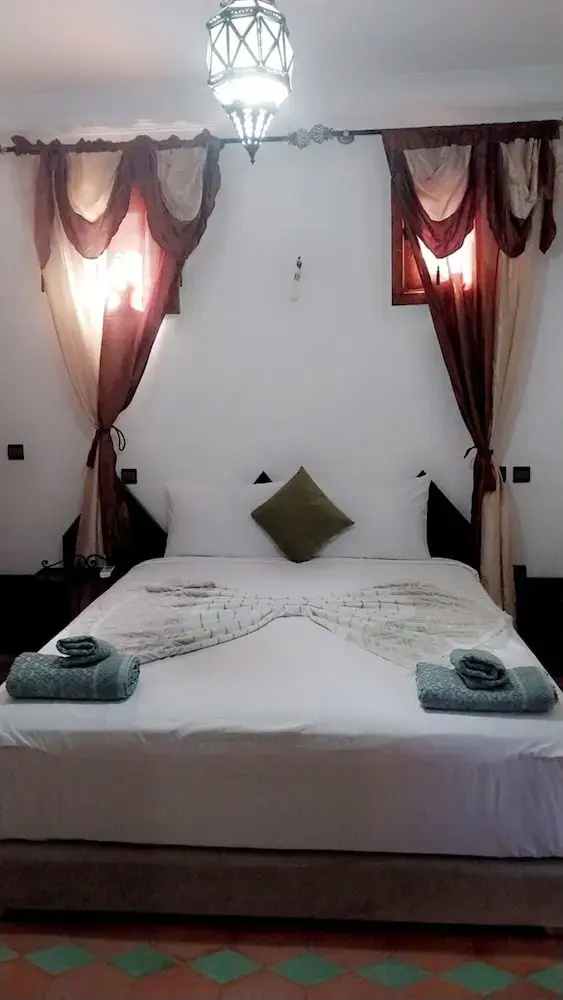 Photo - Las Palmeras Guest House