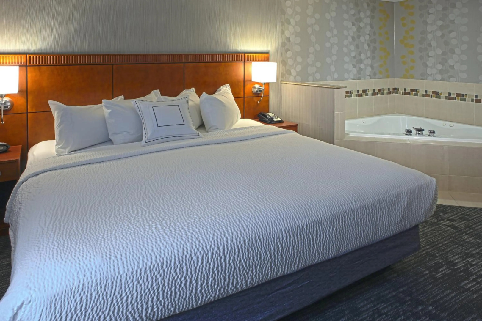 Foto - Courtyard by Marriott Hamilton