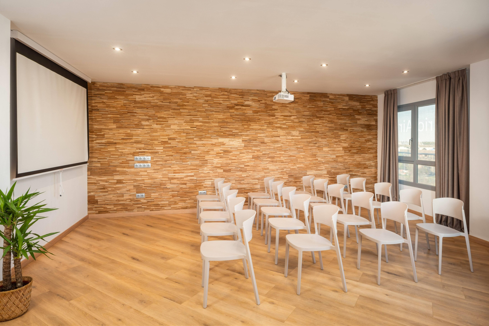 Foto - Madrid Airport Suites, Affiliated by Meliá