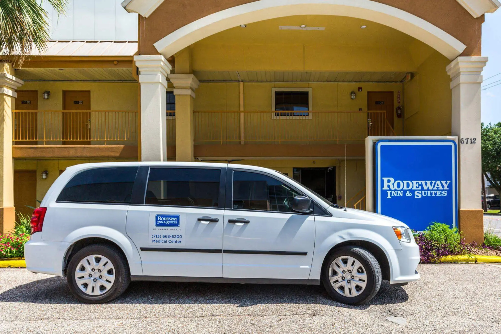 Photo - Rodeway Inn & Suites