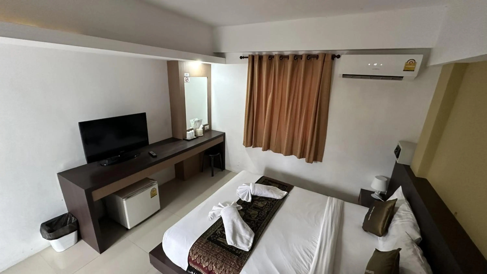 Photo - MM Hill Hotel