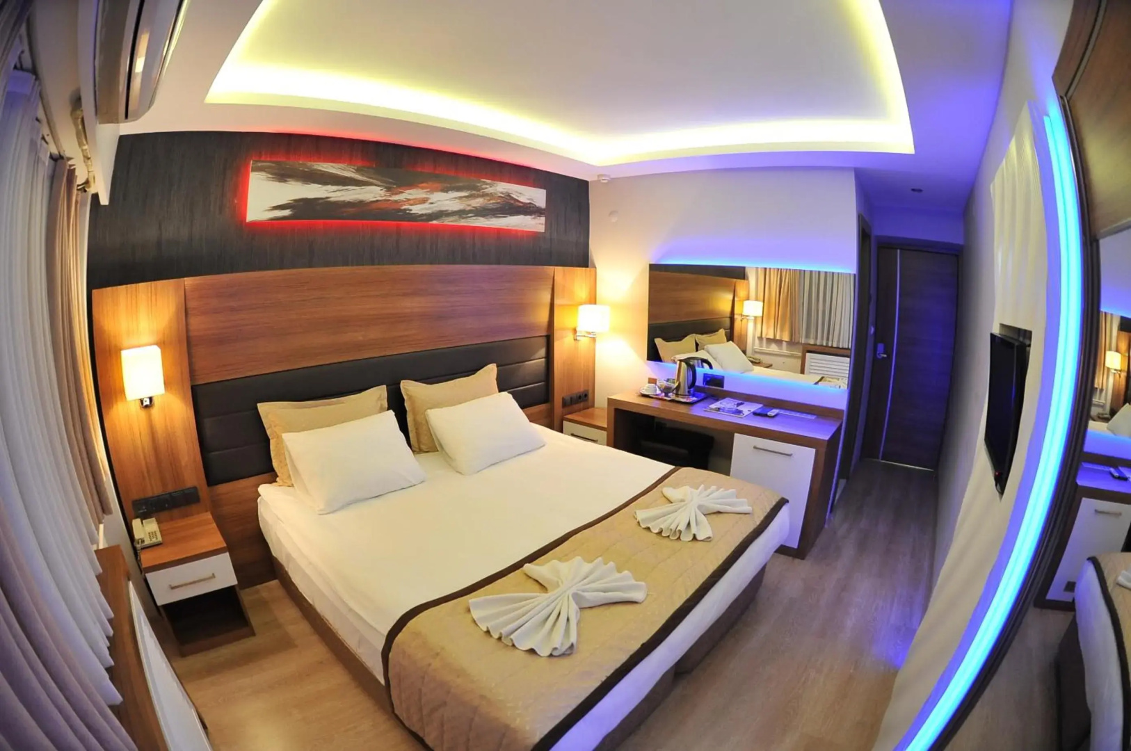 Foto - İzmir Otel Kabaçam