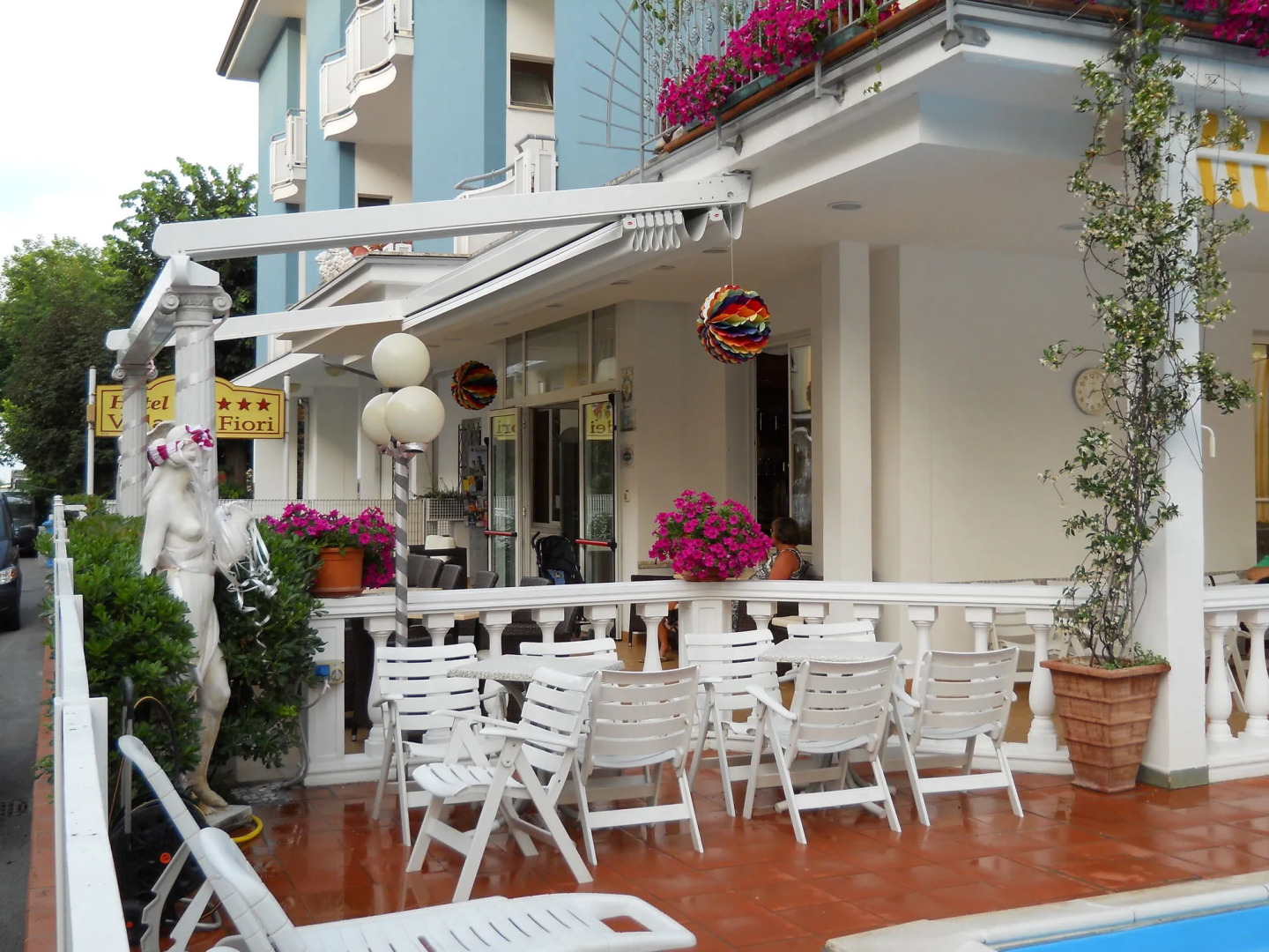 Photo - Hotel Villa dei Fiori - sul mare con piscina