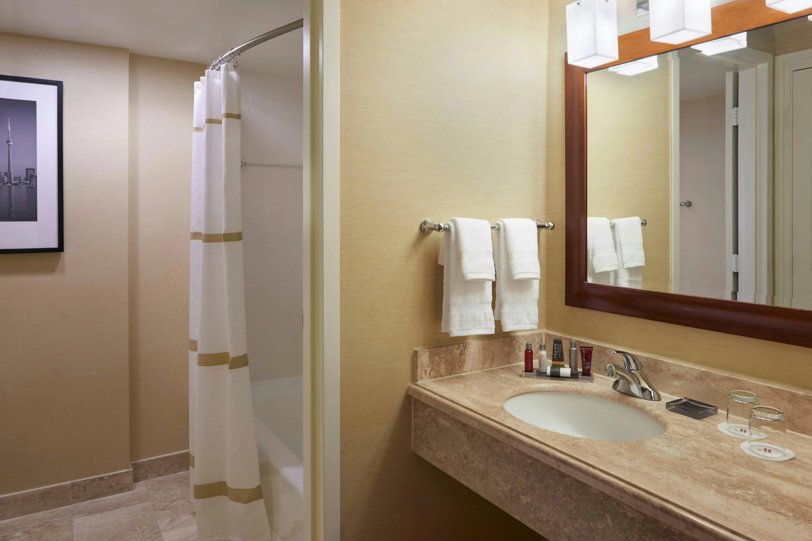 Photo - Toronto Airport Marriott Hotel