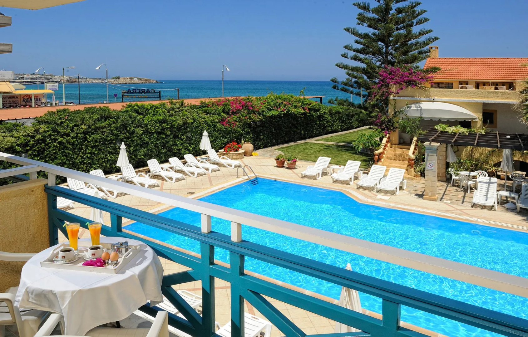 Photo - Petra Beach Hotel