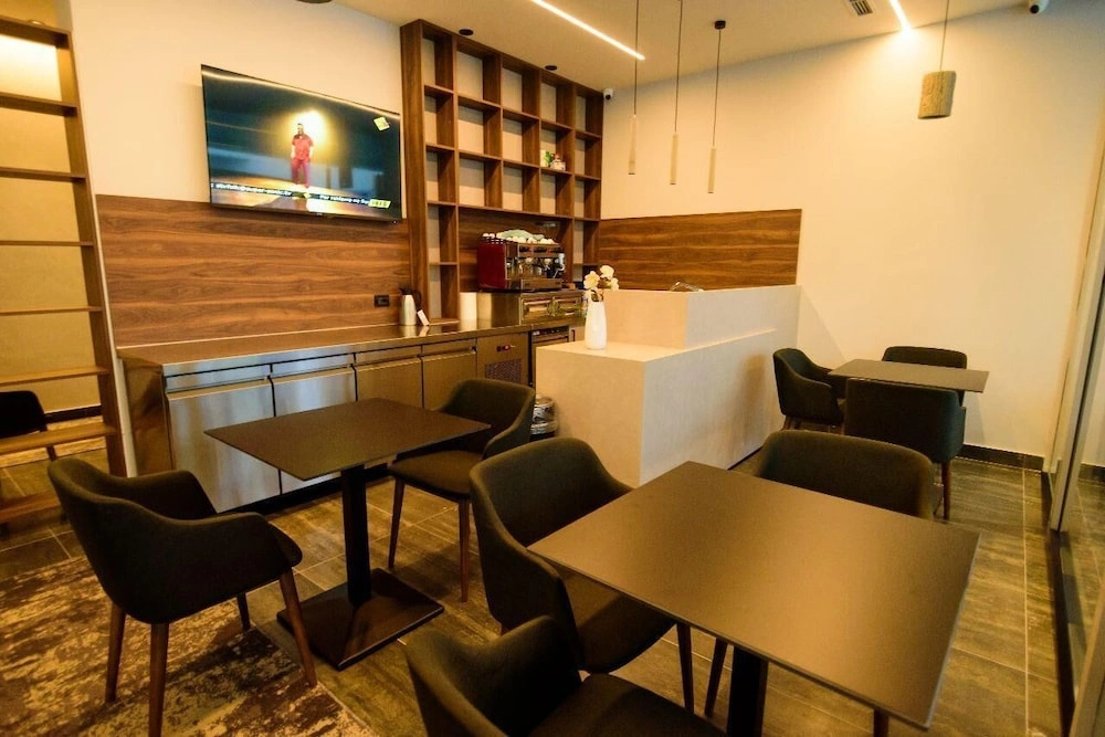 Photo - Hotel Zeneli Vlore