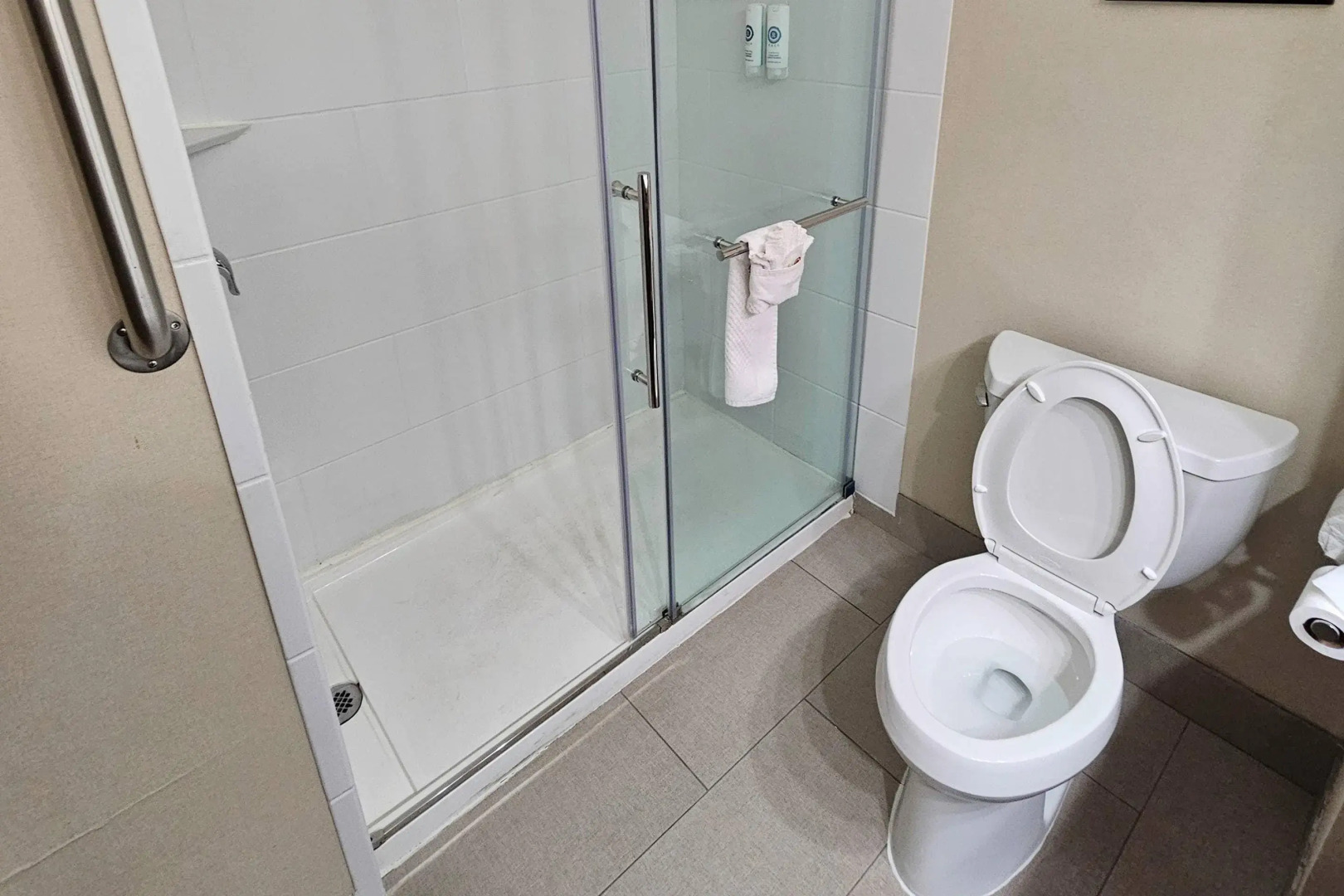 Photo - Comfort Inn & Suites Geneva- West Chicago