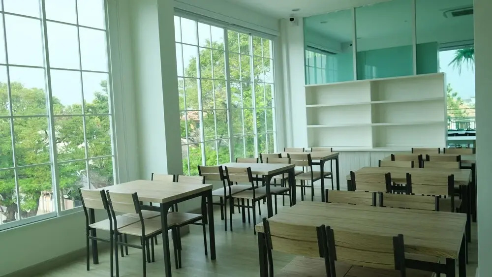 Photo - The Square 101