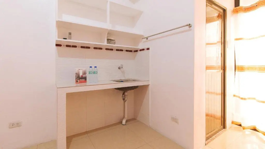 Photo - RedDoorz near LRT 2 Antipolo Station