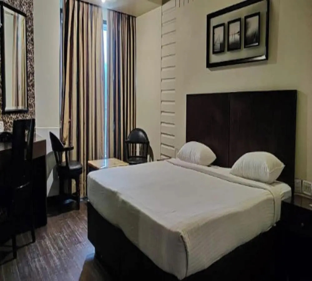 Foto - Quaint Suites Hotel & Banquet