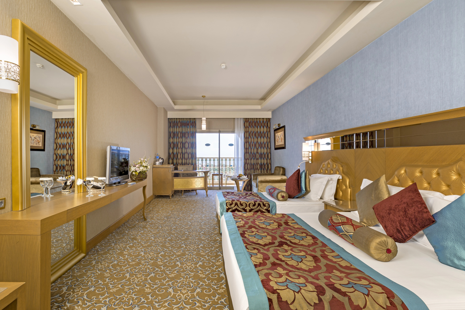 Photo - Royal Holiday Palace