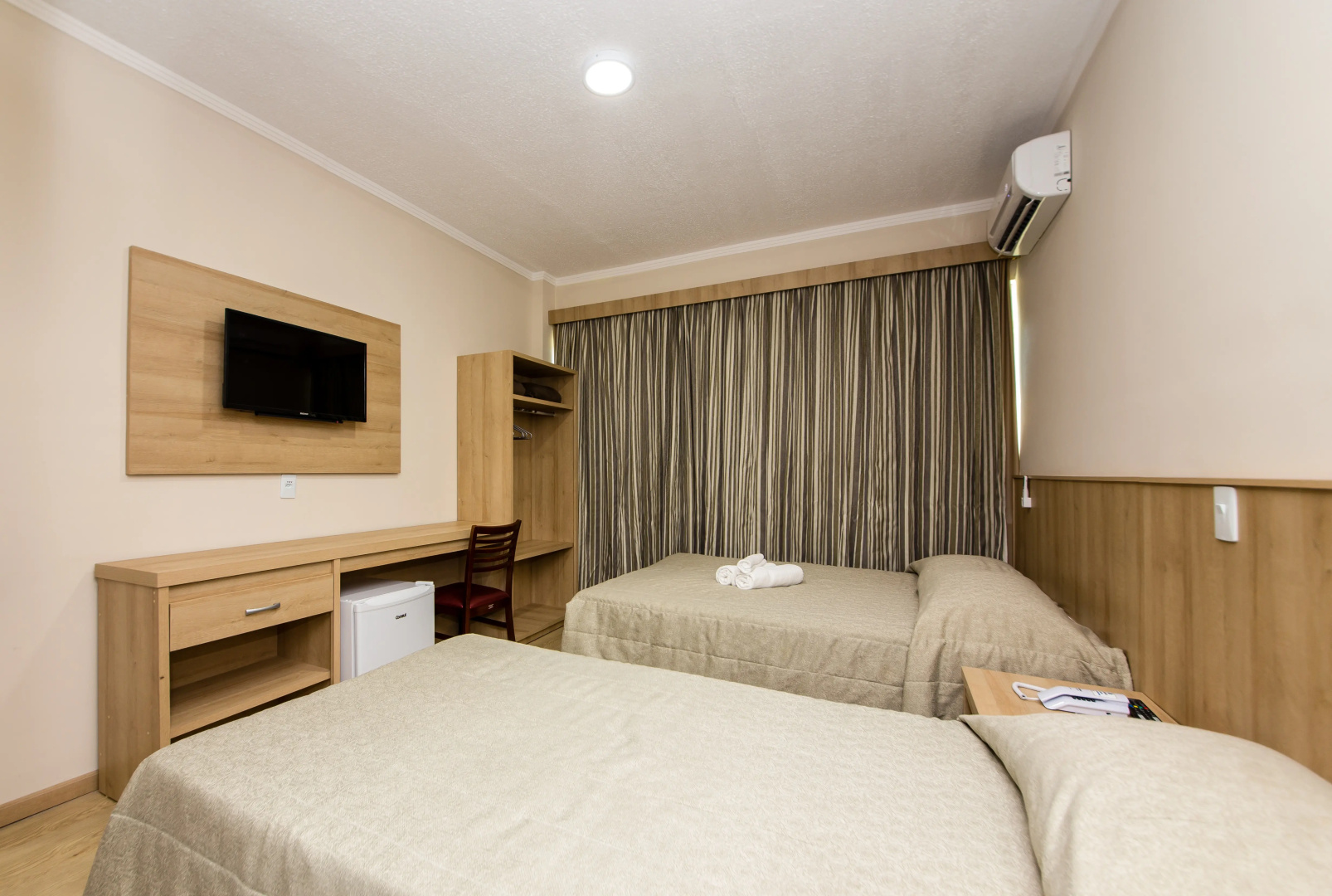 Photo - Hotel Dan Inn Campos do Jordão