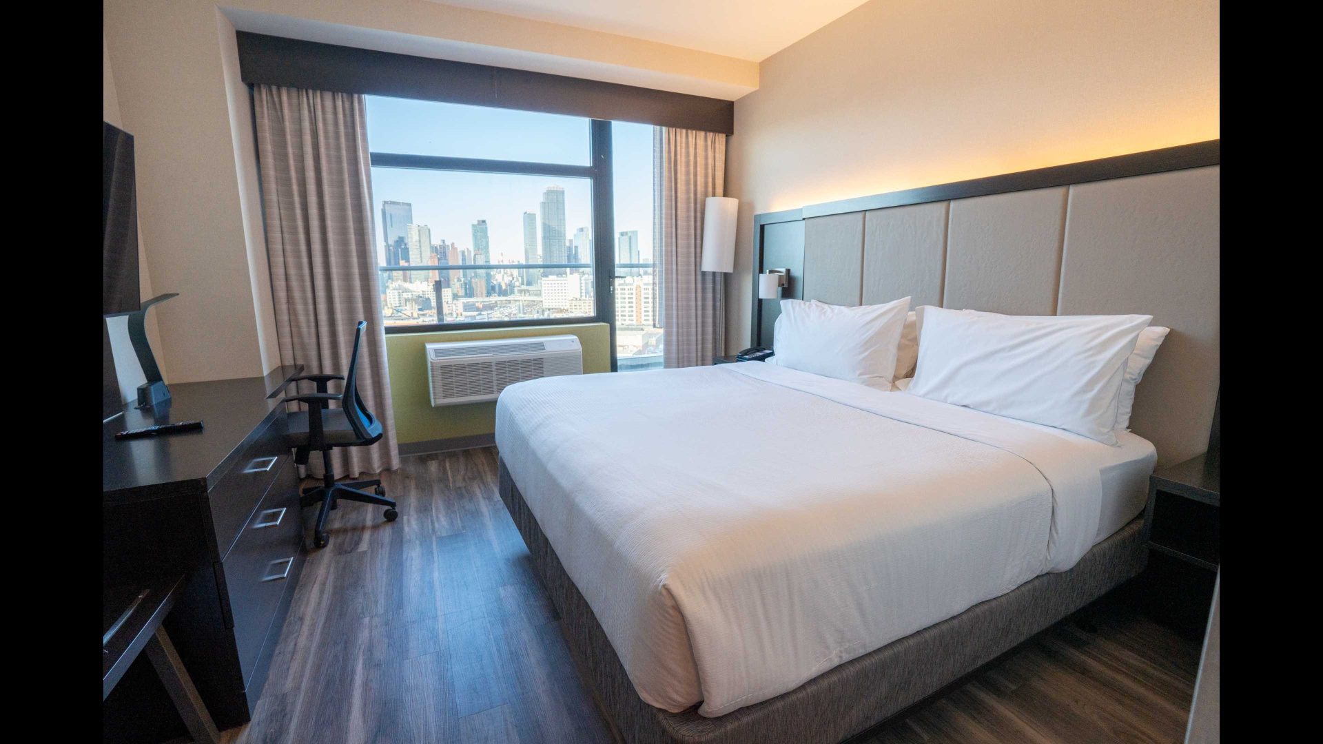 Foto - Holiday Inn Express Long Island City E New York by IHG