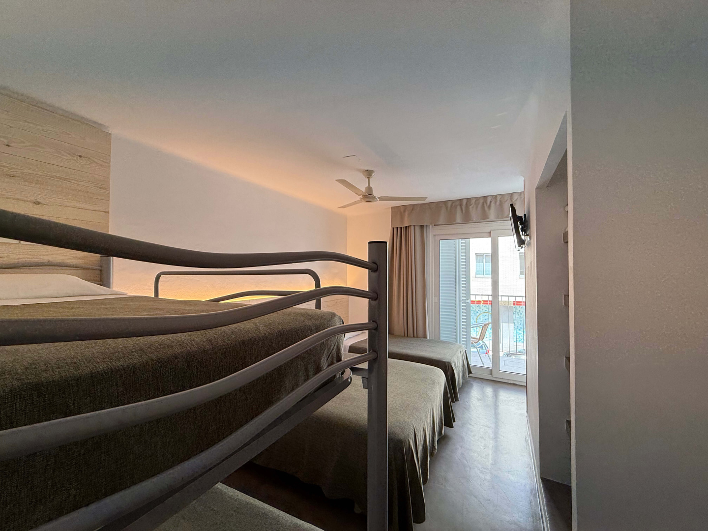 Photo - Hostal ROM Familiar