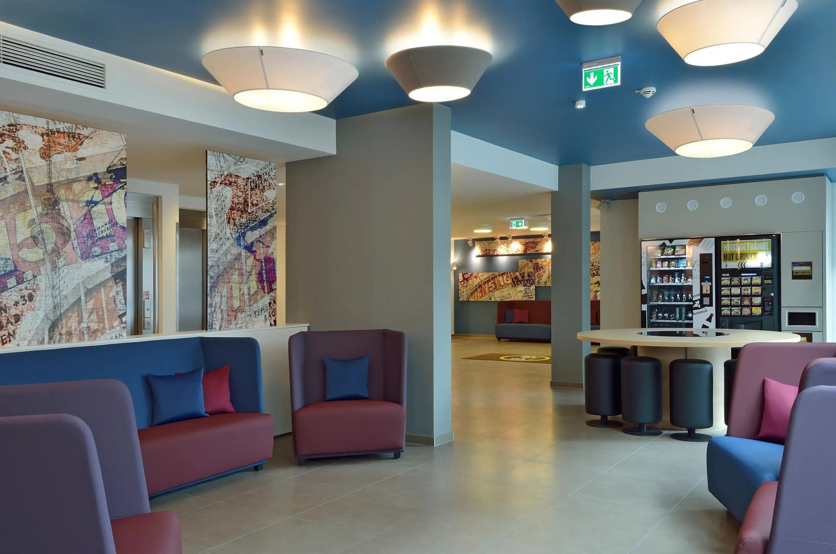 Photo - B&B HOTEL Berlin-Alexanderplatz