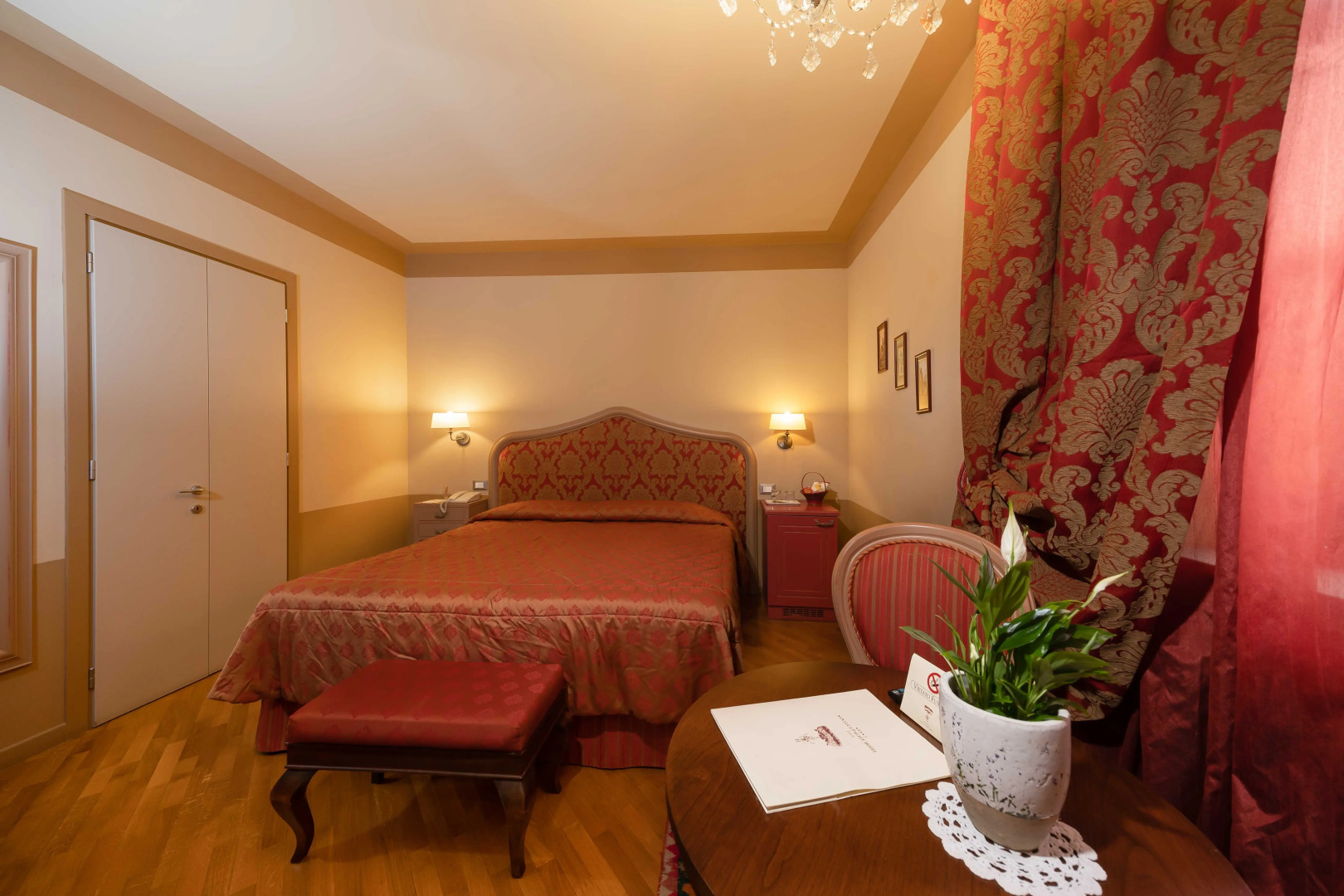 Photo - San Luca Palace