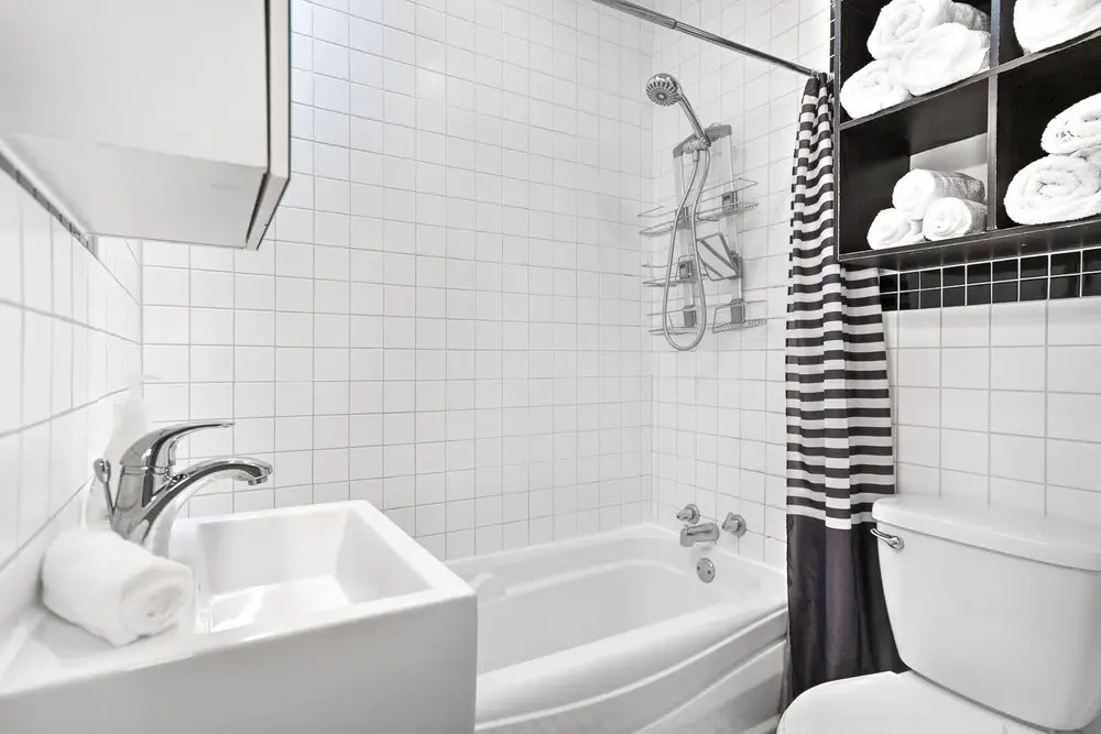 Photo - LiV MTL Avenue