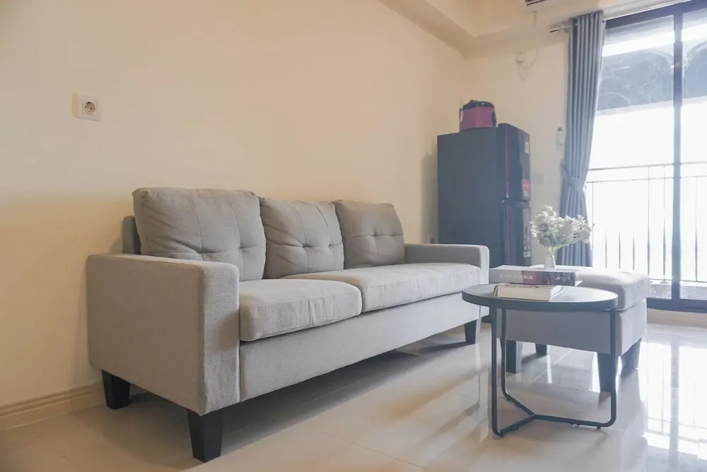 Spacious And Comfy 2Br With Extra Room Apartment At Meikarta