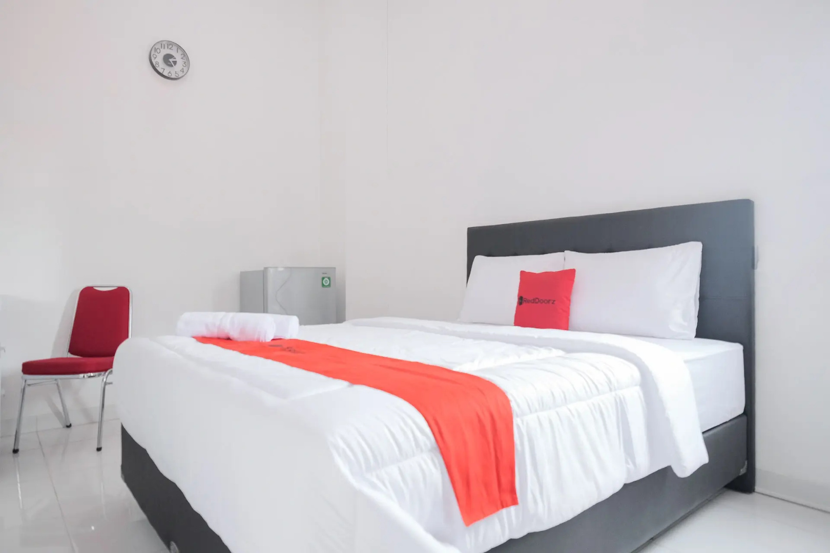 Foto - RedDoorz near Kota Tua 2