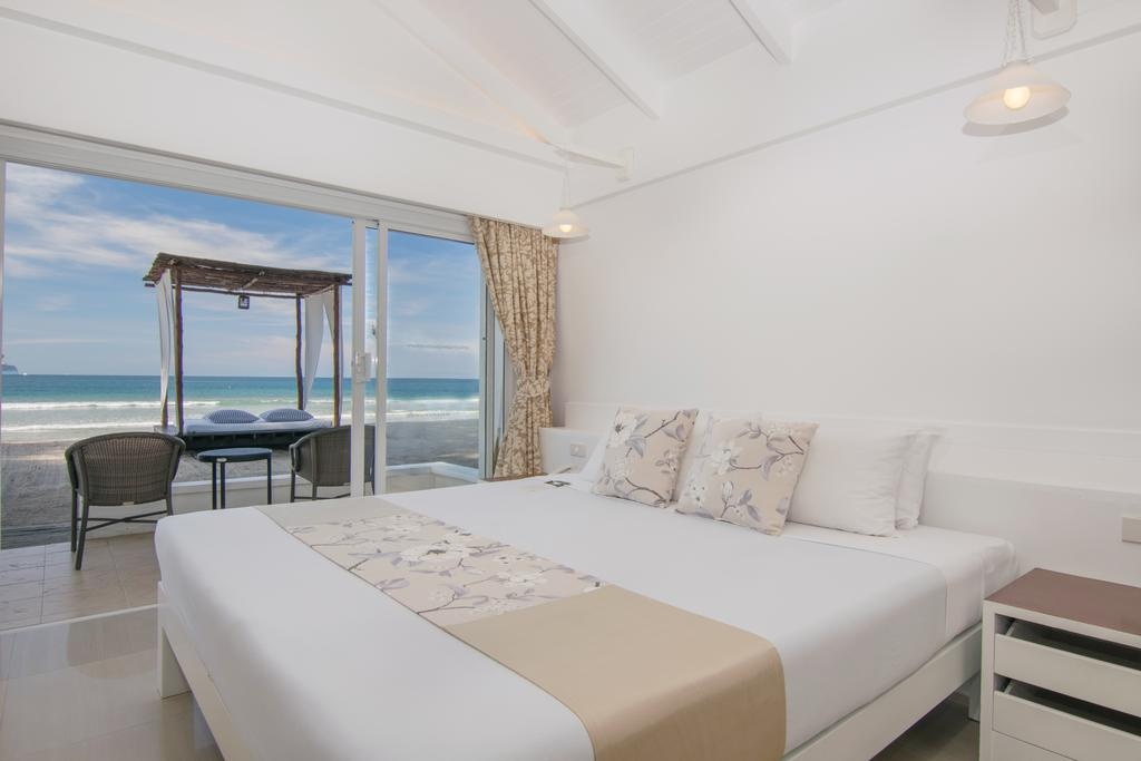 Photo - Thavorn Beach Village Resort & Spa Phuket