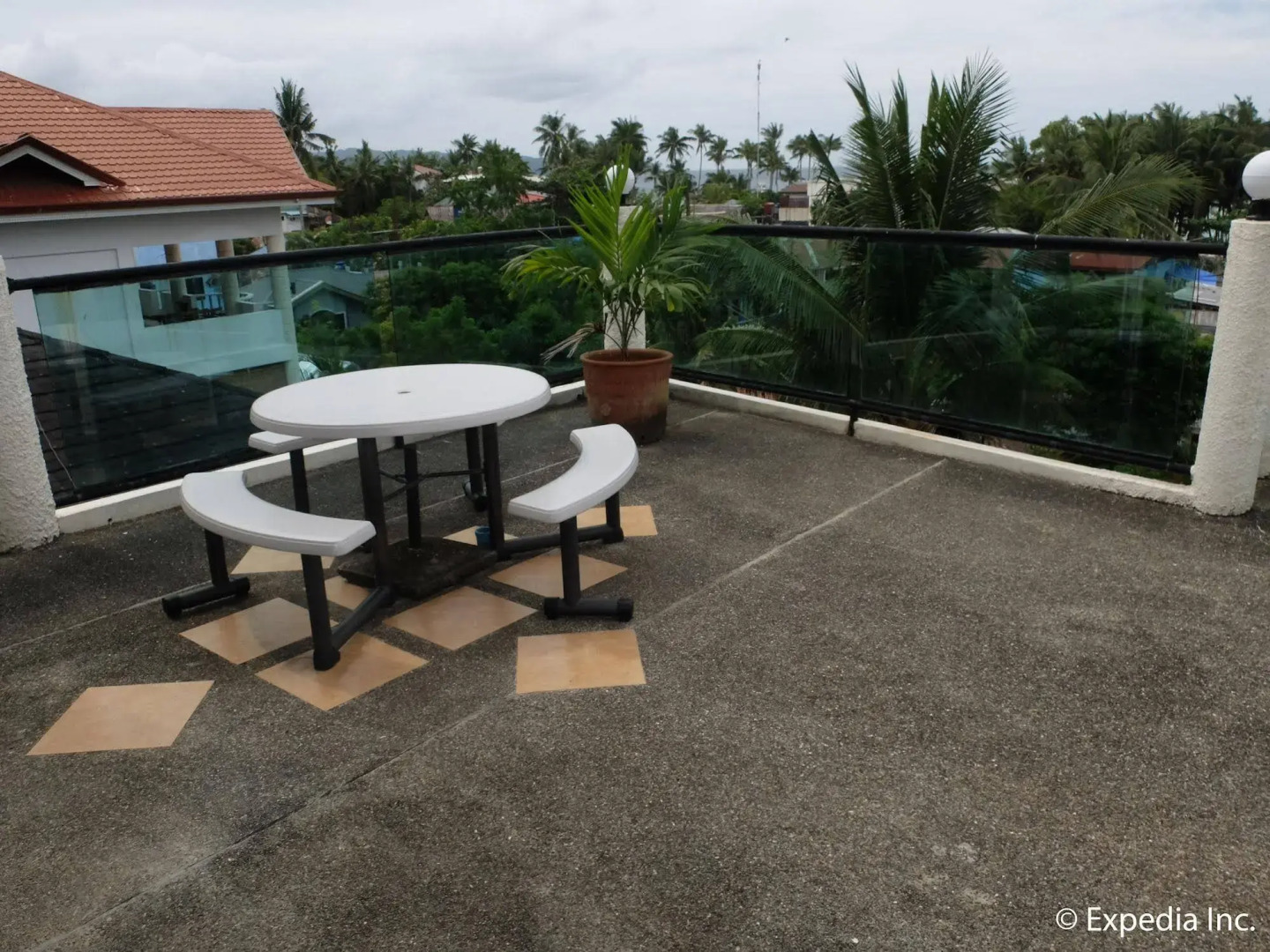 Photo - Turtle Inn Resort