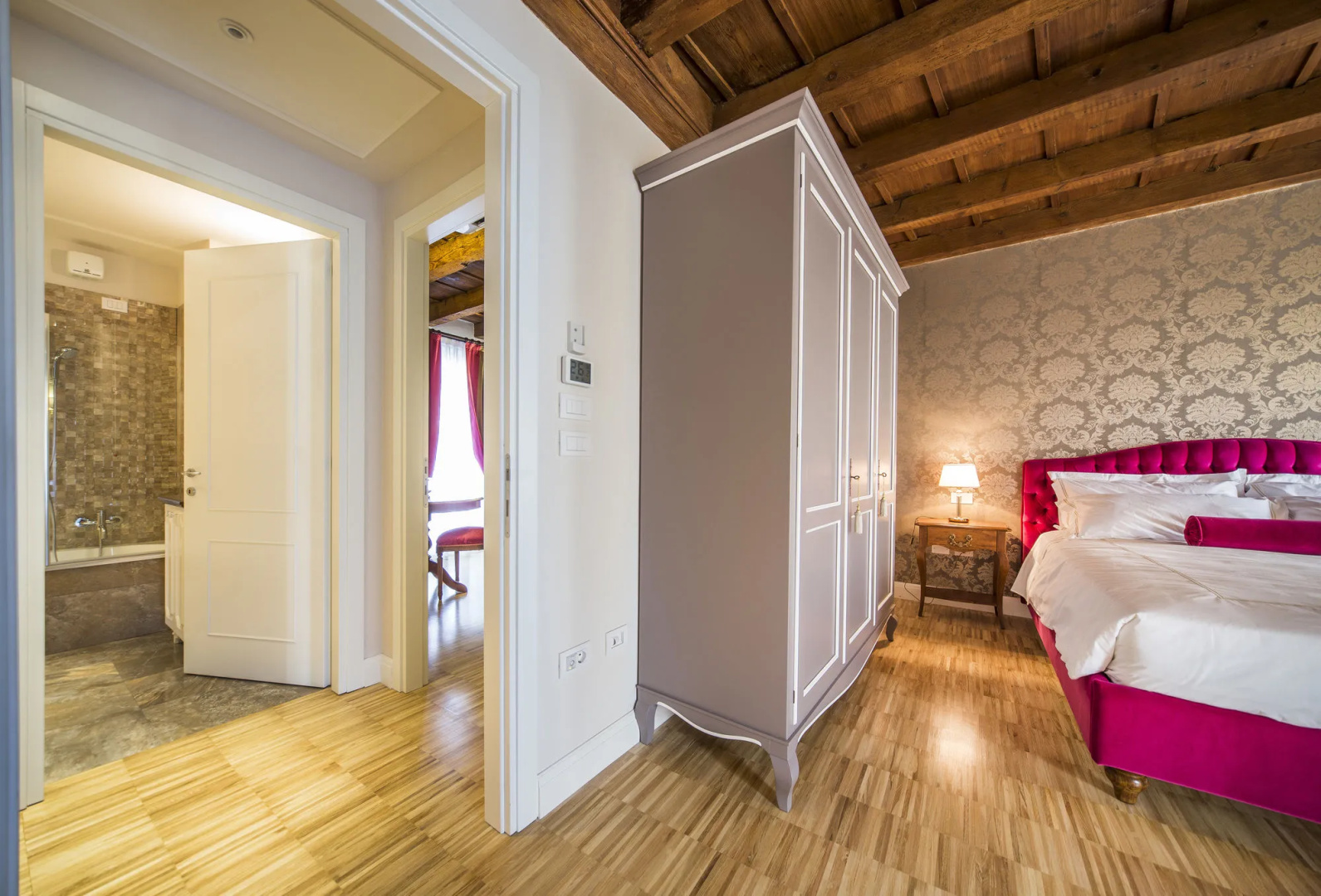 Photo - Lady Capulet Apartments