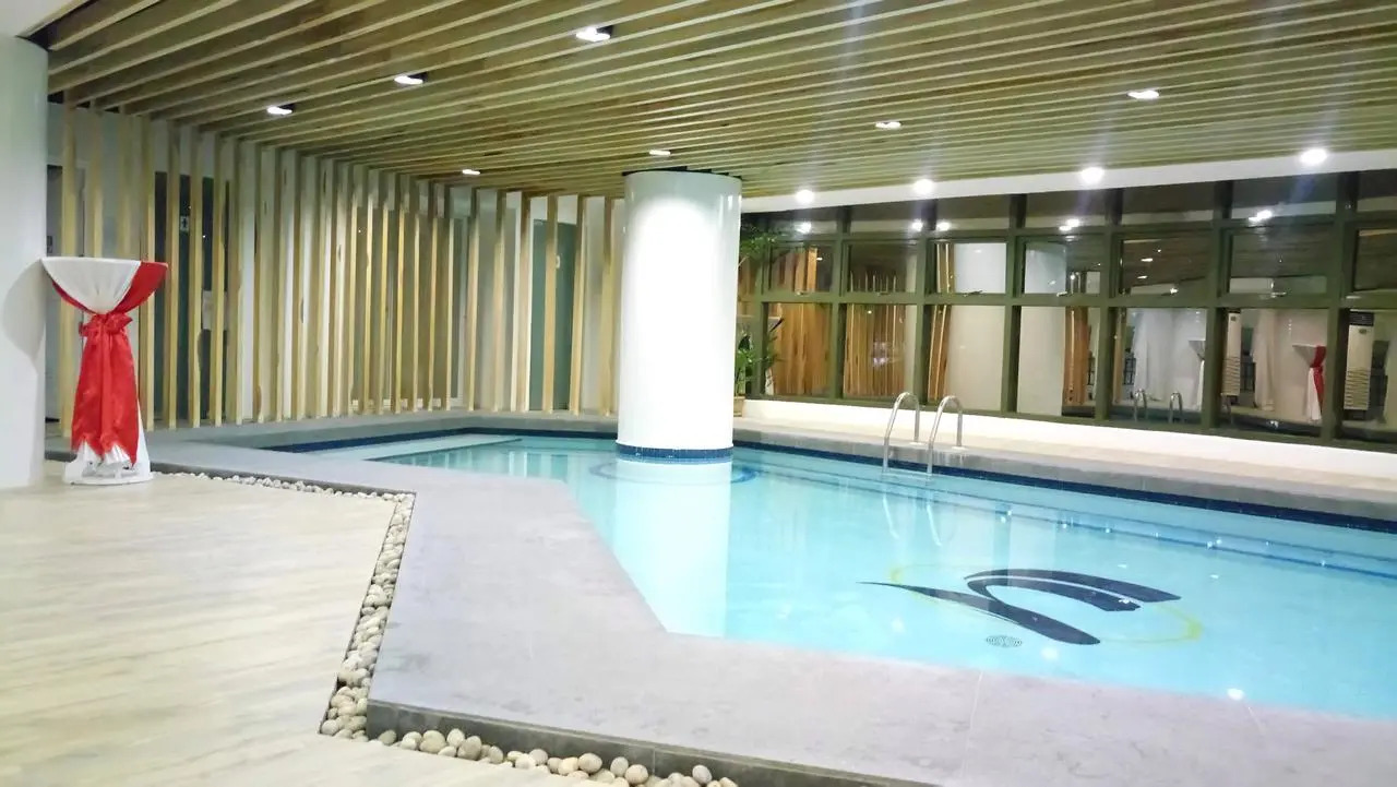 Foto - Sarrosa International Hotel and Residential Suites