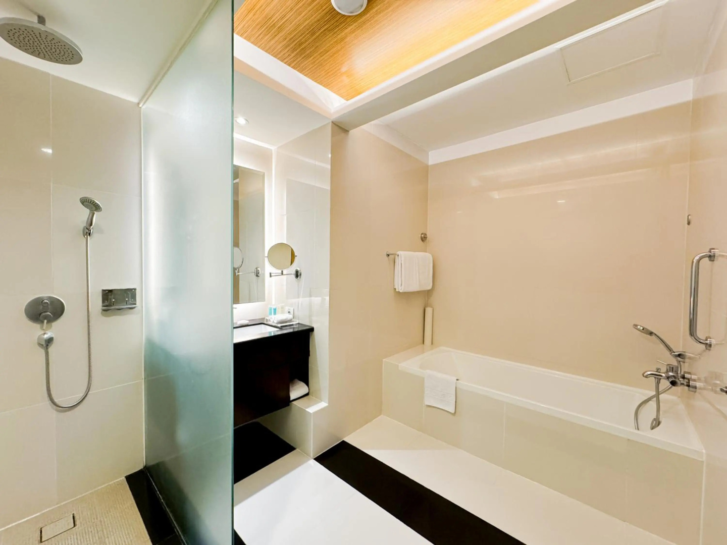 Foto - The Bellevue Manila