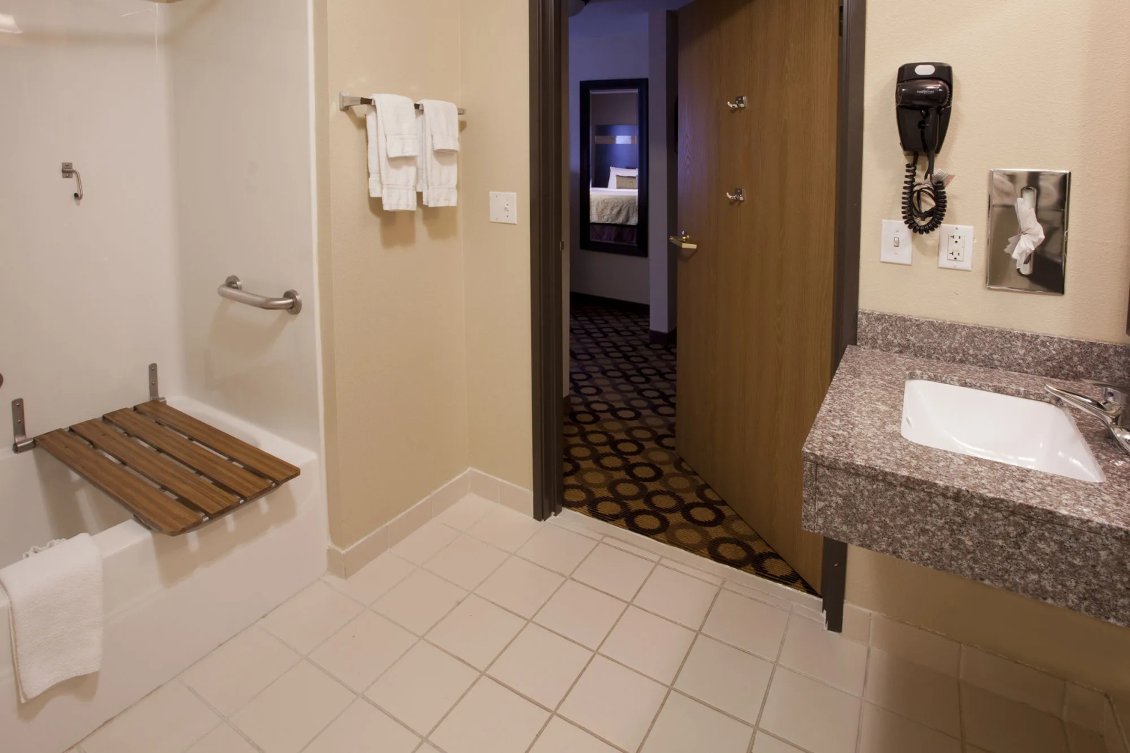 Photo - Baymont by Wyndham Kent/Seattle