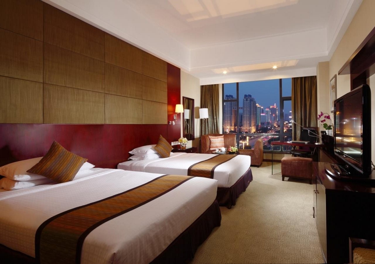 Premier Red Forest Hotel