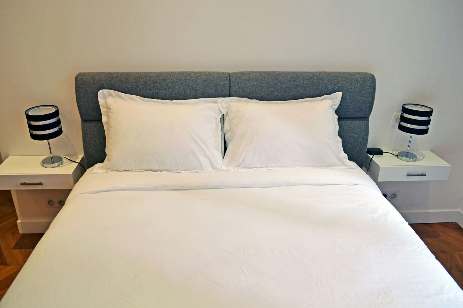 Photo - Paris Square