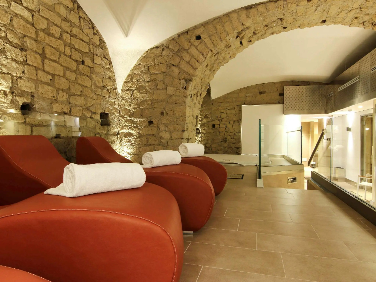 Foto - Palazzo Caracciolo Naples