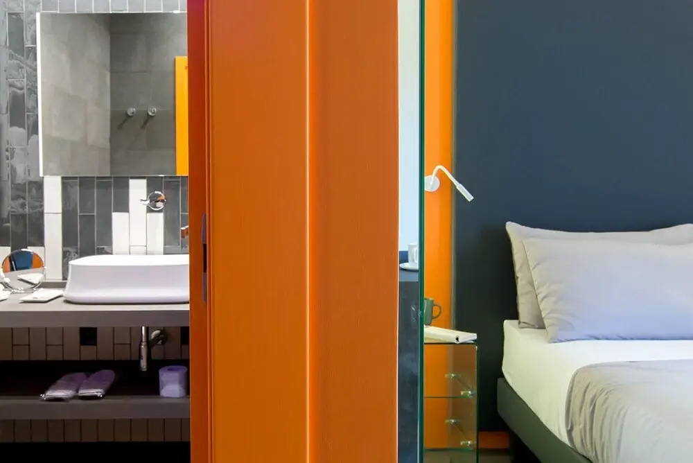 Photo - Circle in the Square