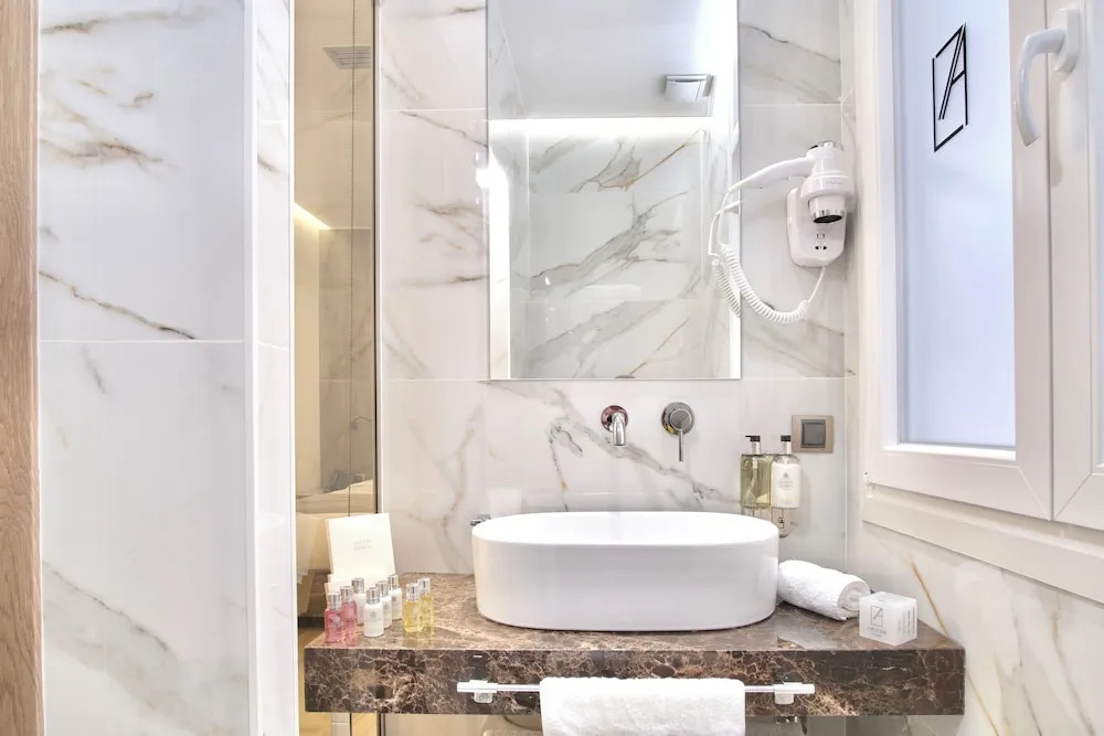 Photo - Athens The L7 Str - Luxury Boutique Collection Hotel