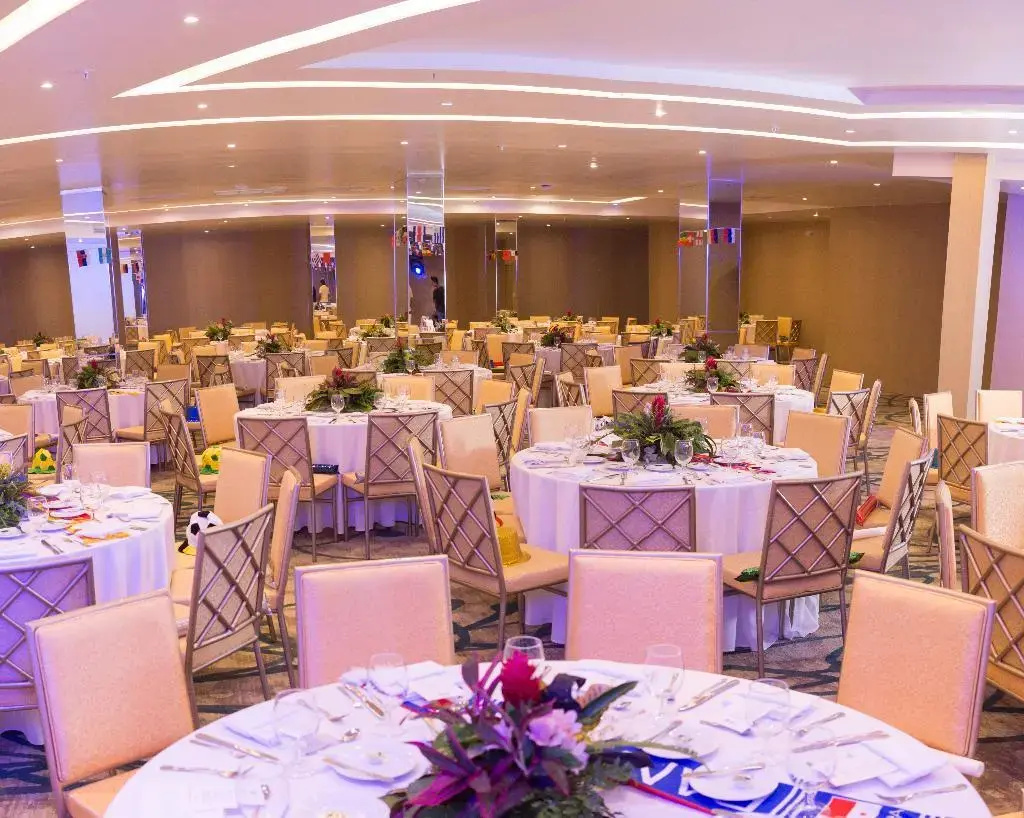 Photo - Renaissance Panama City Hotel