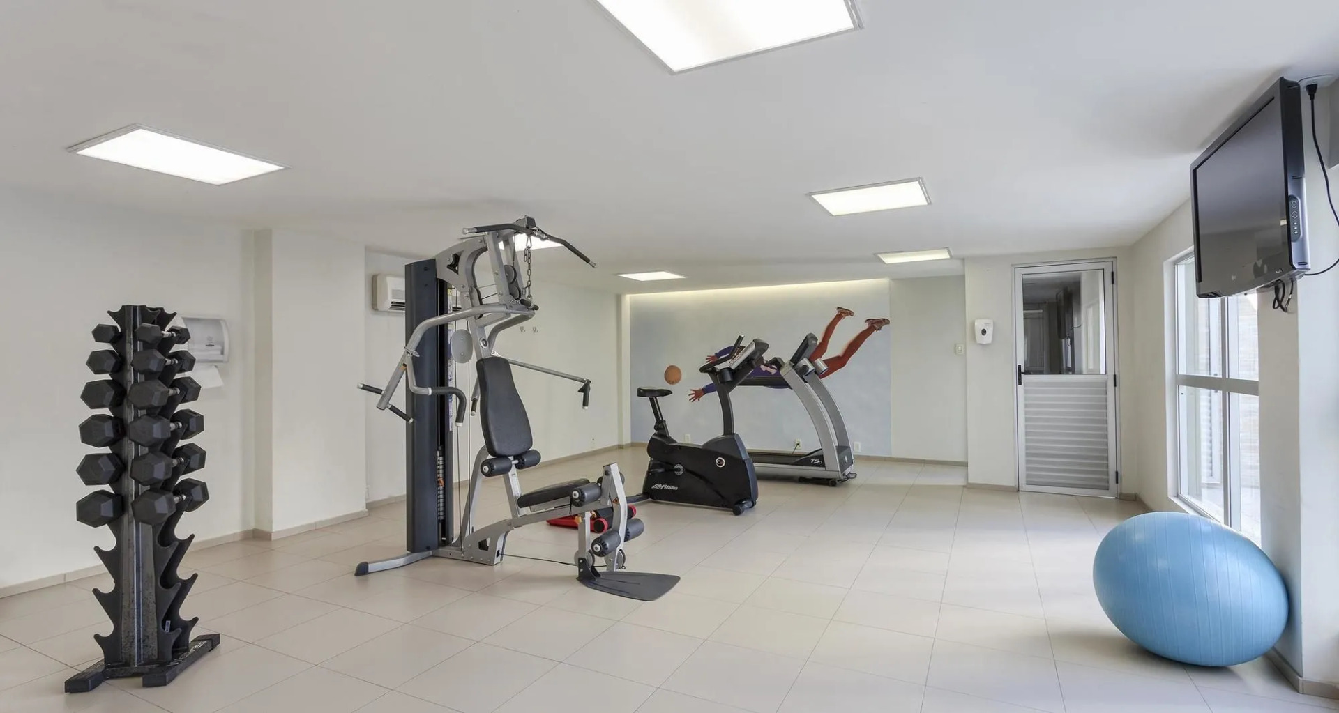 Photo - ibis Styles Belem Nazare