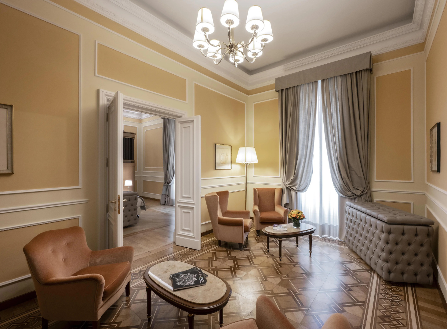 Photo - Bristol Palace Hotel