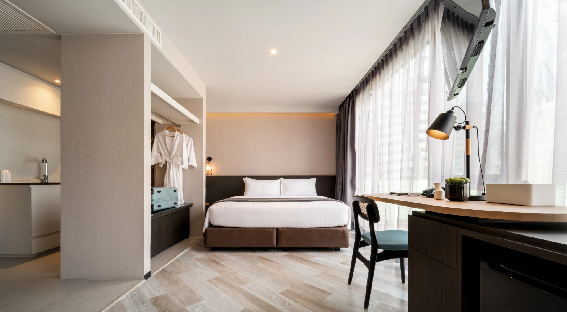 Foto - Seekers Finders Rama IV Hotel SureStay Collection by BW