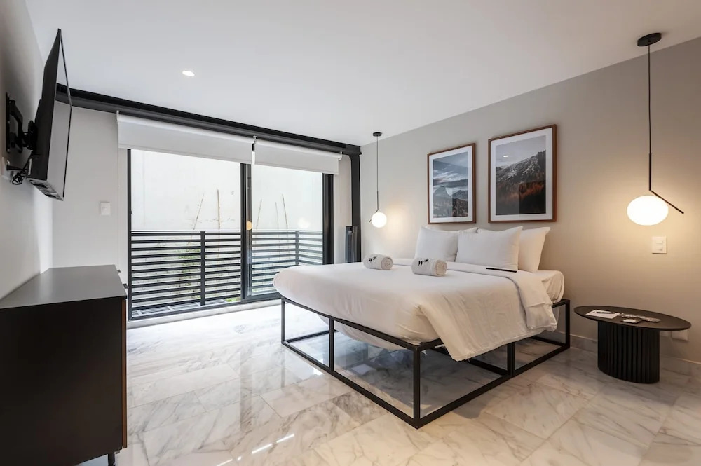 Photo - Arquimedes 138 by Wynwood House