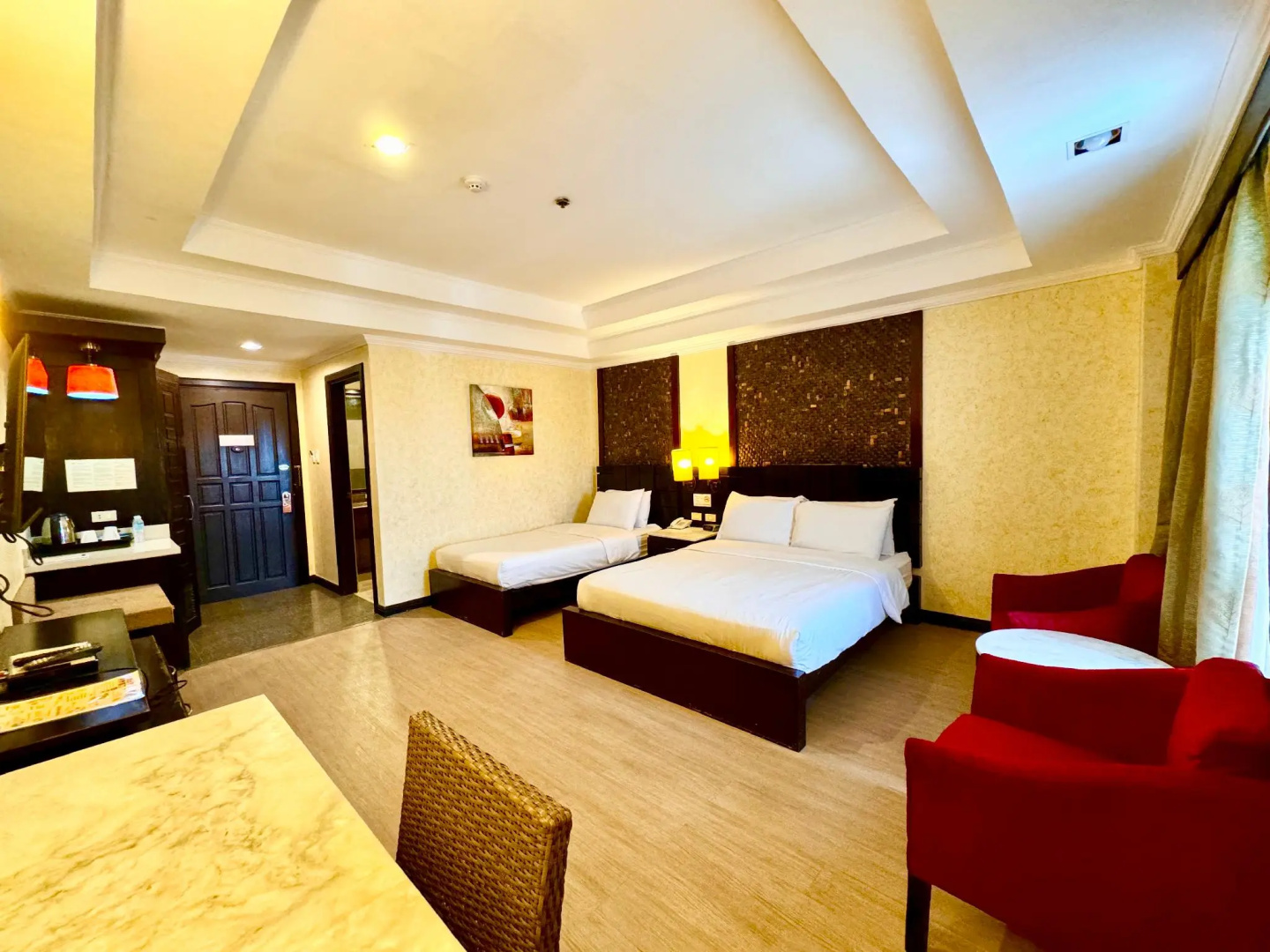 MO2 Westown Hotel Bacolod - Downtown