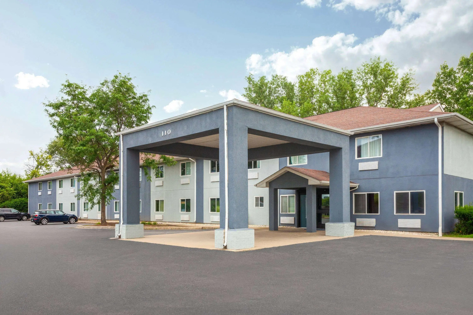 Foto - Super 8 by Wyndham McHenry Fox Lake Area